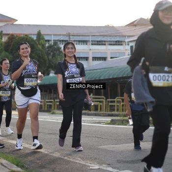 Runner Photo 1397928