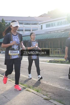 Runner Photo 1398075