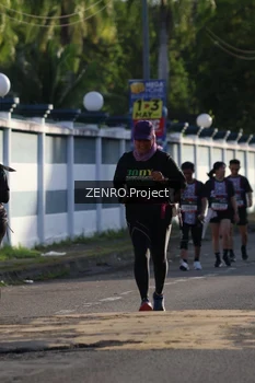Runner Photo 1399300