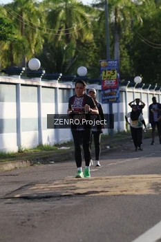 Runner Photo 1399312