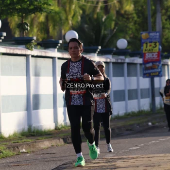 Runner Photo 1399318