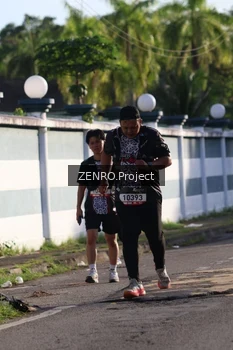 Runner Photo 1399330