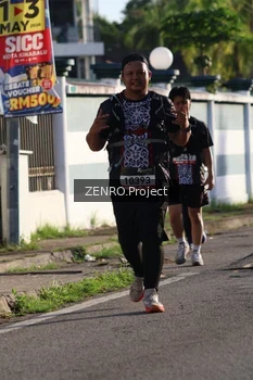 Runner Photo 1399335