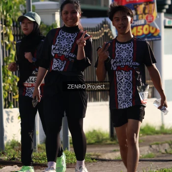 Runner Photo 1399418