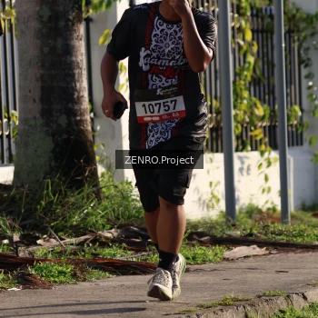 Runner Photo 1399437