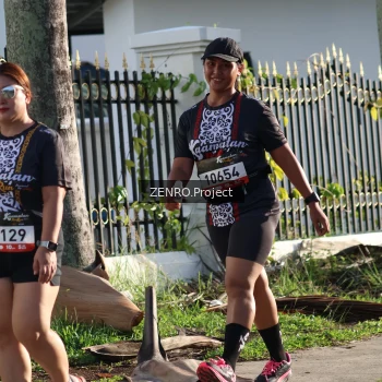 Runner Photo 1399643