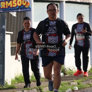 Runner Photo 1399709