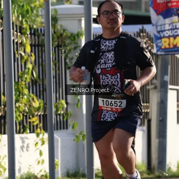 Runner Photo 1399711