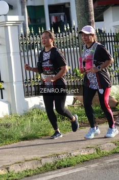 Runner Photo 1399776