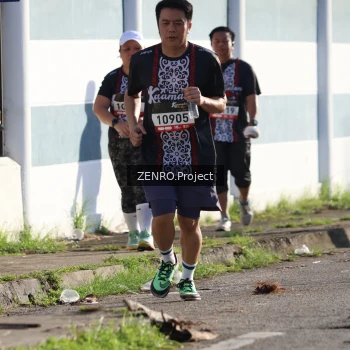 Runner Photo 1399810