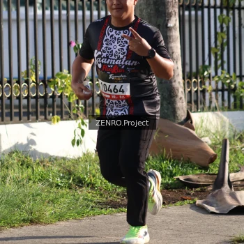 Runner Photo 1399840