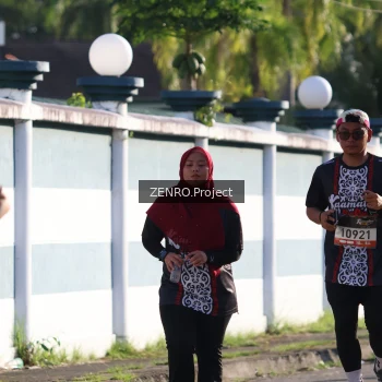 Runner Photo 1399901