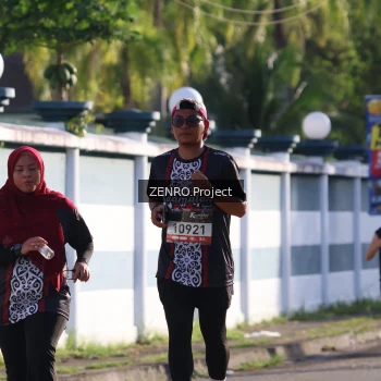 Runner Photo 1399903
