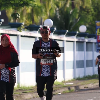Runner Photo 1399907