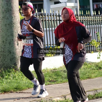 Runner Photo 1399924