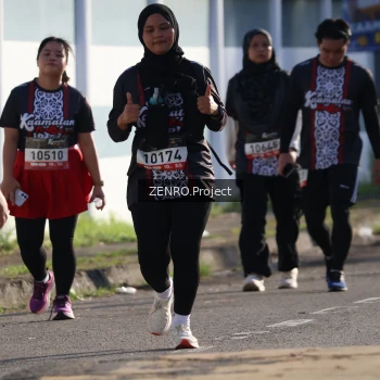Runner Photo 1399964