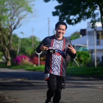 Runner Photo 1400543