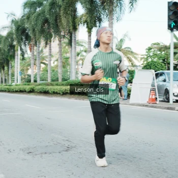 Runner Photo 1401550