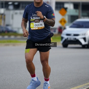 Runner Photo 1401787