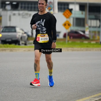 Runner Photo 1402060
