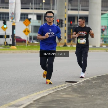 Runner Photo 1402186