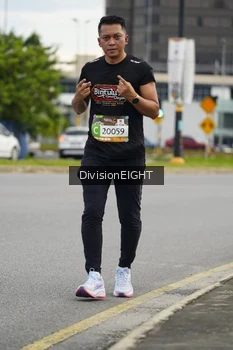 Runner Photo 1402203
