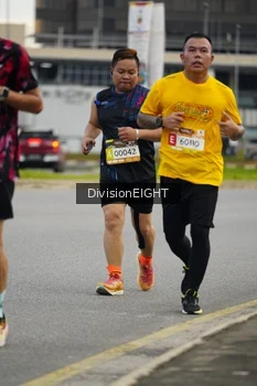 Runner Photo 1402921
