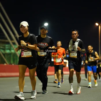 Runner Photo 1402990