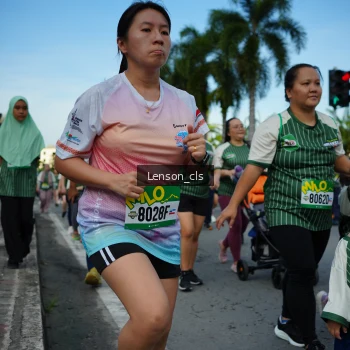 Runner Photo 1402995