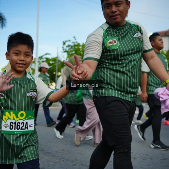 Runner Photo 1403003