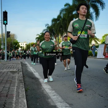 Runner Photo 1403037