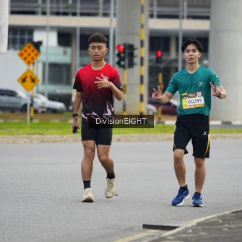 Runner Photo 1403445