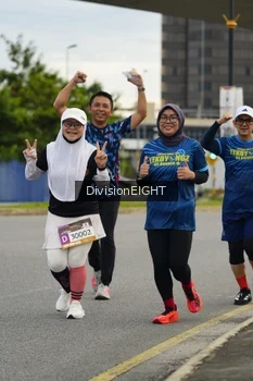 Runner Photo 1403540