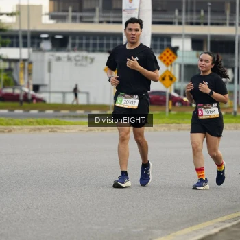 Runner Photo 1403635