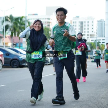 Runner Photo 1403800