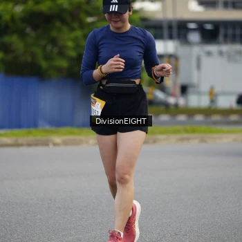 Runner Photo 1404005