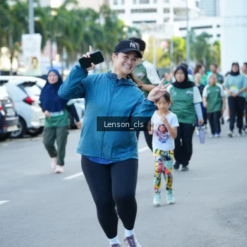 Runner Photo 1404030