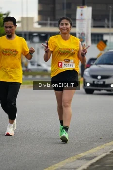 Runner Photo 1404680