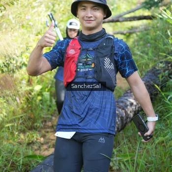 Runner Photo 1405123