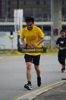Runner Photo 1405191