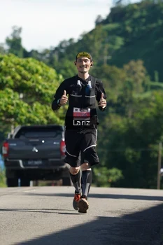 Runner Photo 1405389