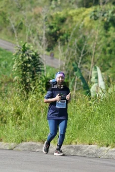 Runner Photo 1405505