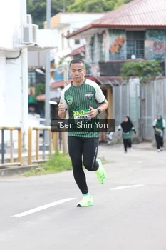 Runner Photo 1405536