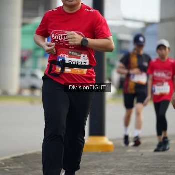 Runner Photo 1405545