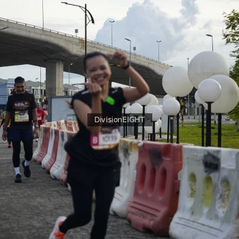 Runner Photo 1405638