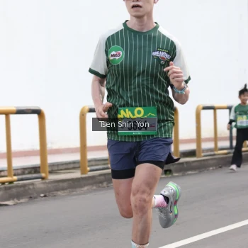 Runner Photo 1405925