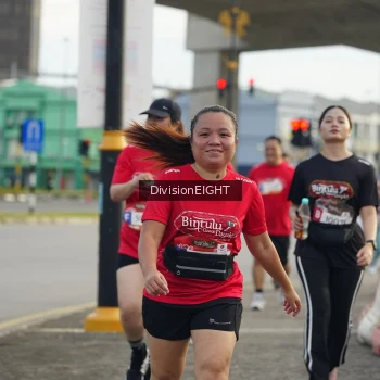 Runner Photo 1406178