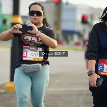 Runner Photo 1406250