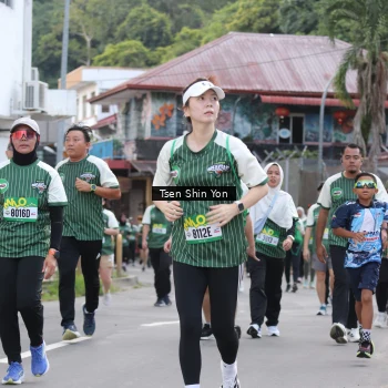 Runner Photo 1406549