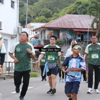 Runner Photo 1406561